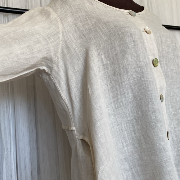 AM Basics 100% linen, beige, lagenlook, asymmetric, button down, tunic!  Large - Picture 7 of 17